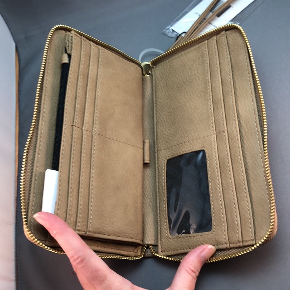 Steve Madden Zip around logo Wallet taupe - Picture 12 of 16